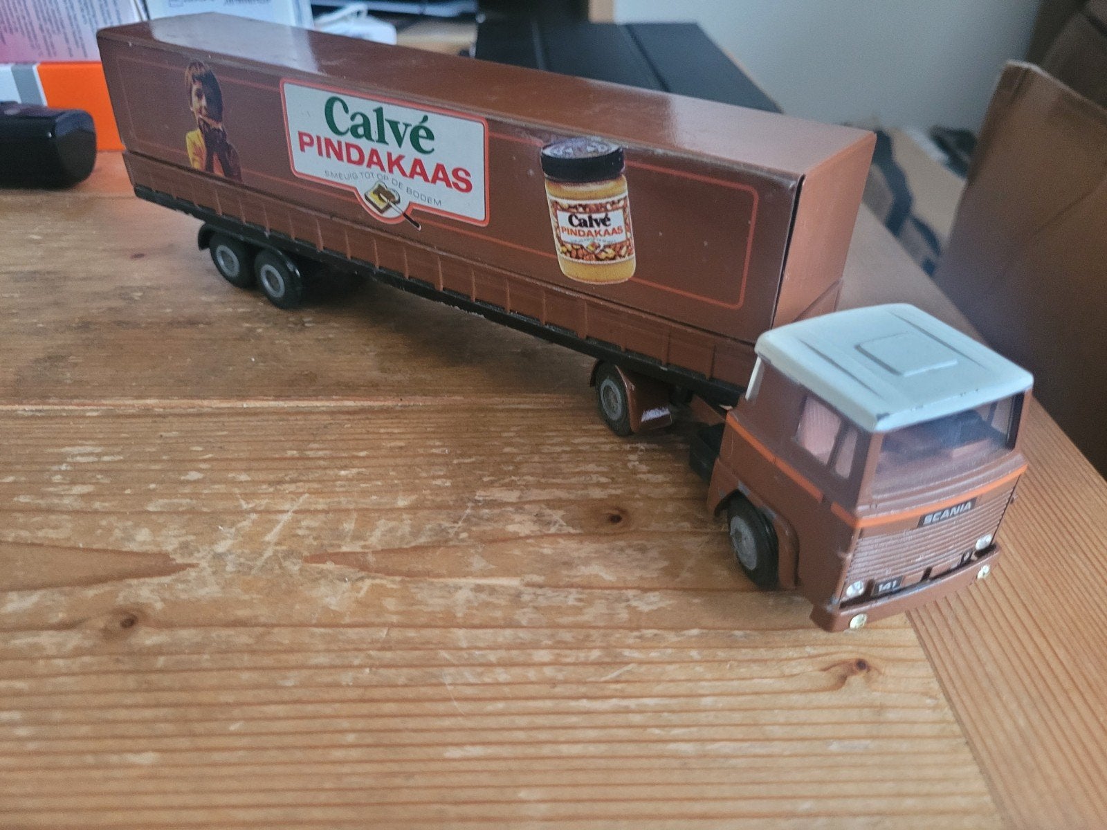 Scania  calve pindakaas, Tekno, Zo goed als nieuw, Tekno, Bus of Vrachtwagen