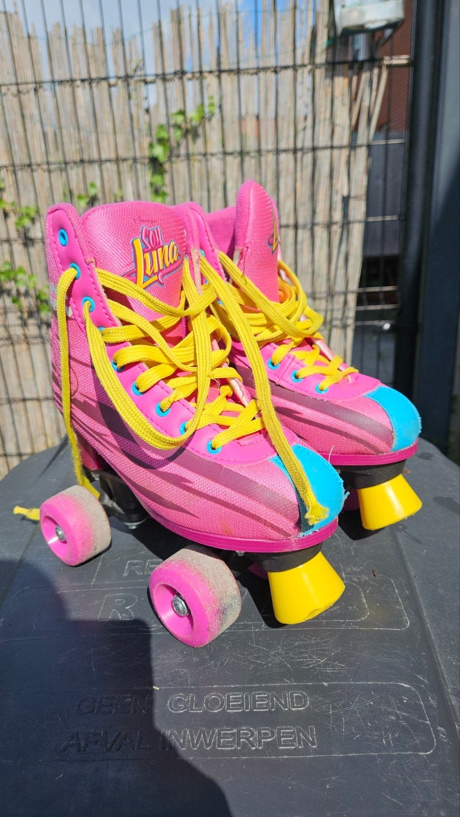 Soy Luna rolschaatsen - Maat 34/35 - Zo goed als nieuw, Ophalen, Zo goed als nieuw, Kinderen