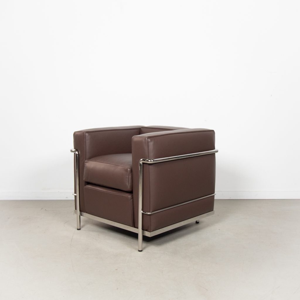 Cassina LC2 Fauteuil Bruin Leer, Niet ingevuld, Nieuw, Niet ingevuld, Niet ingevuld