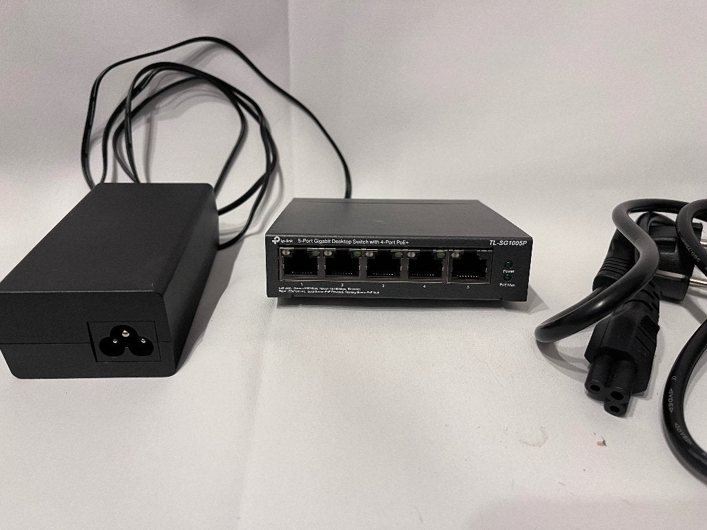 TP-Link POE+ Gigabit switch TL-SG1005P, Ophalen of Verzenden, Zo goed als nieuw