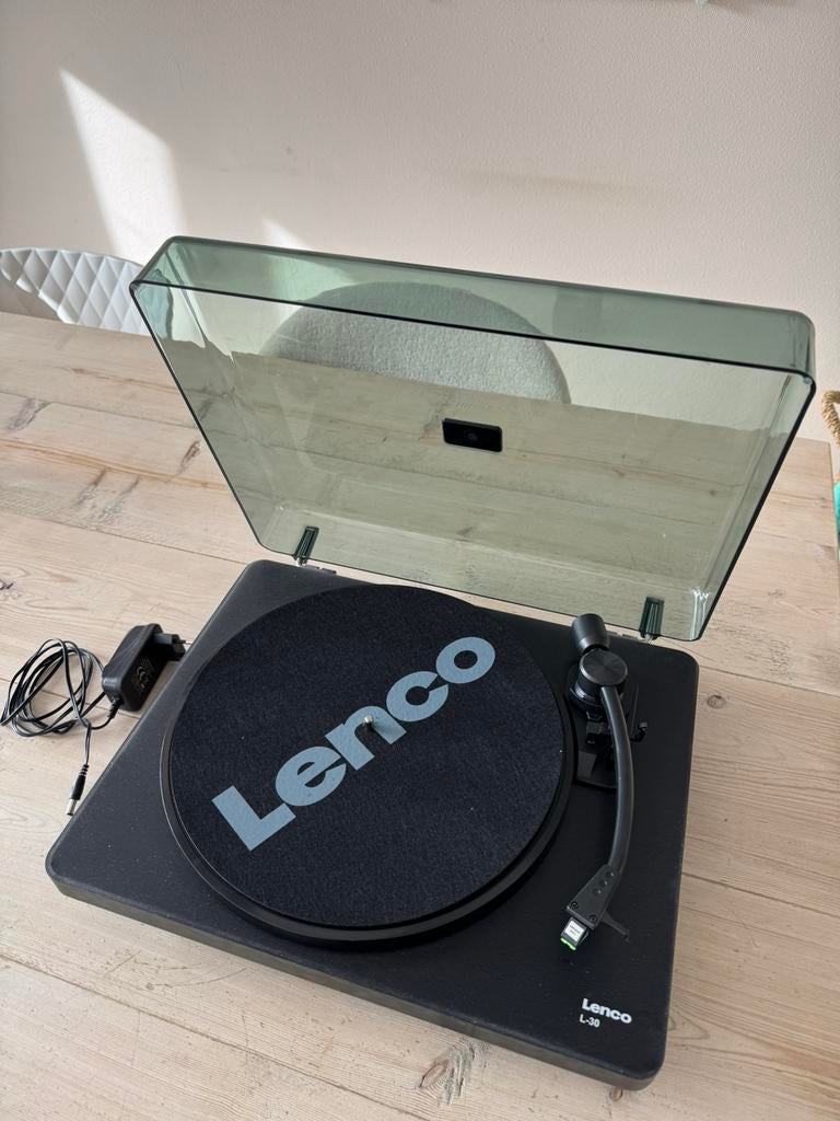 Lenco L-30 platenspeler, Audio, Tv en Foto, Platenspelers, Gebruikt, USB-aansluiting, Platenspeler, Ophalen