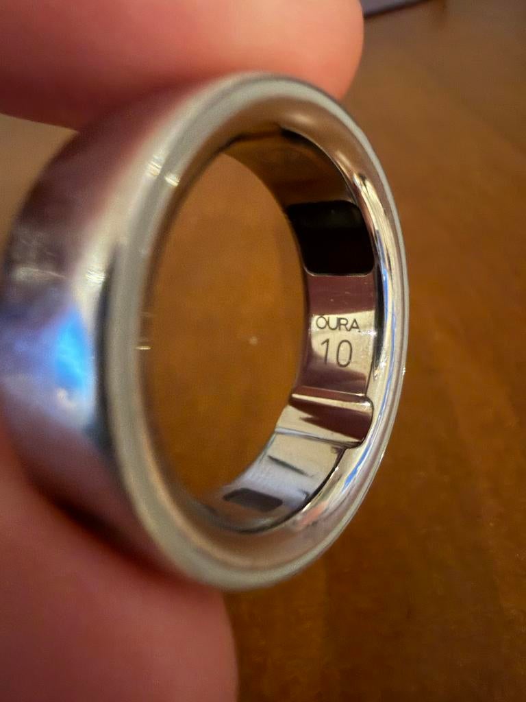 Oura ring GEN4 maat 10, Sieraden, Tassen en Uiterlijk, Activity trackers, Ophalen of Verzenden, Gebruikt, Zilver, Android