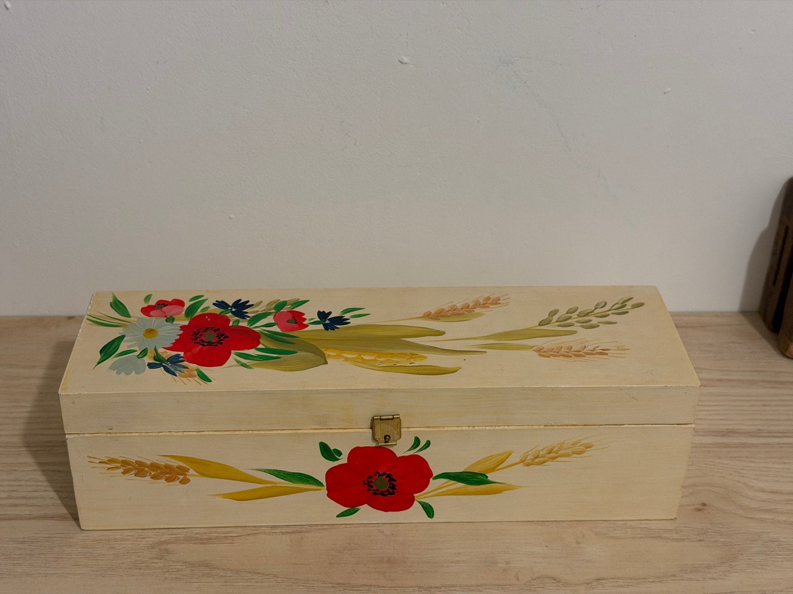 Vintage handbeschilderd houten kistje met klaprozen (33,5 cm, Antiek en Kunst, Ophalen of Verzenden