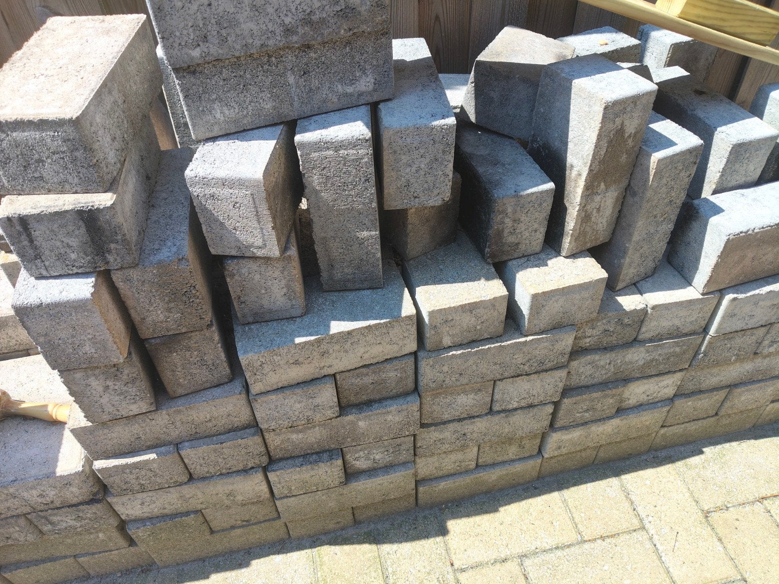 Gratis partij klinkers, Ophalen, Beton, Klinkers
