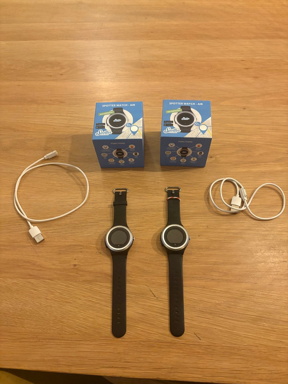 Spotter Watch - Air GPS Tracker (2 stuks), Gebruikt, Zwart, Ophalen of Verzenden, Waterdicht