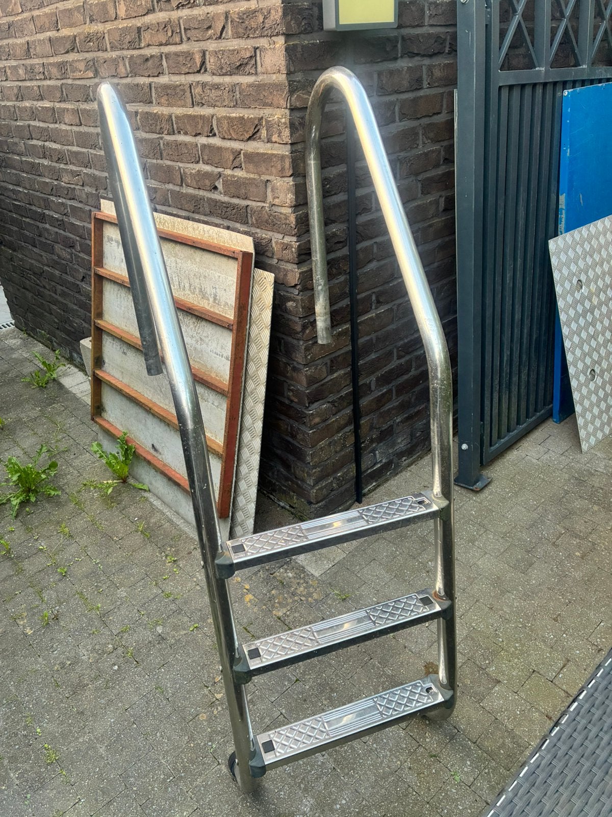 RVS zwembad trap, Ophalen, Zo goed als nieuw