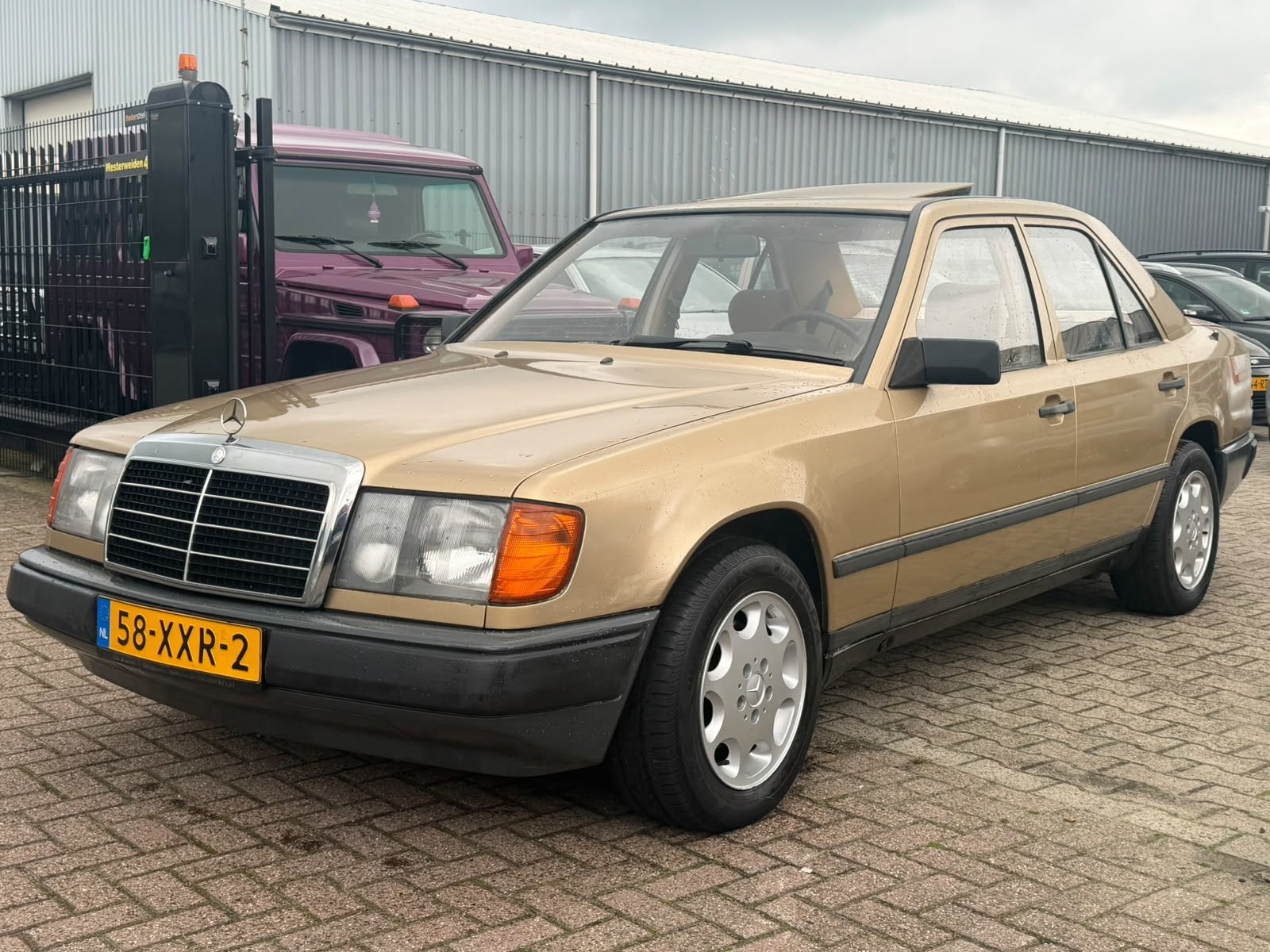 Mercedes-Benz 200-500 (W124) 260E Belastingvrij 6-Cilinder S, Auto's, Achterwielaandrijving, Gebruikt, 1340 kg, 2599 cc