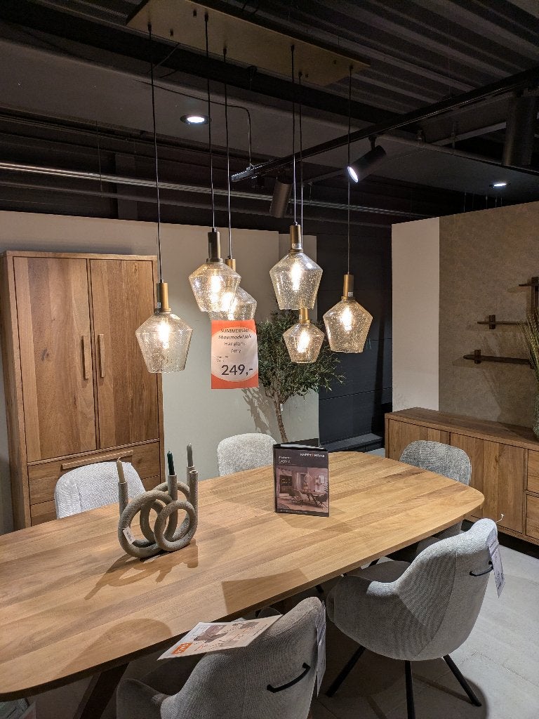 SHOWROOMLAMPEN STERK AFGEPRIJSD