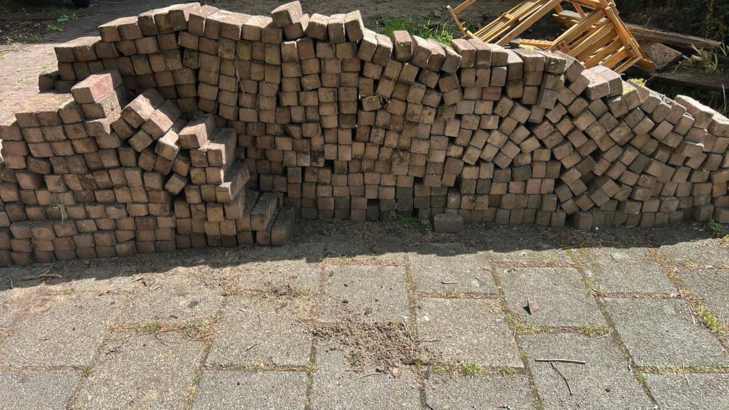 Gebruikte klinkers, ca. 10 m², Gratis, Ophalen, Klinkers, Zo goed als nieuw, 10 m² of meer
