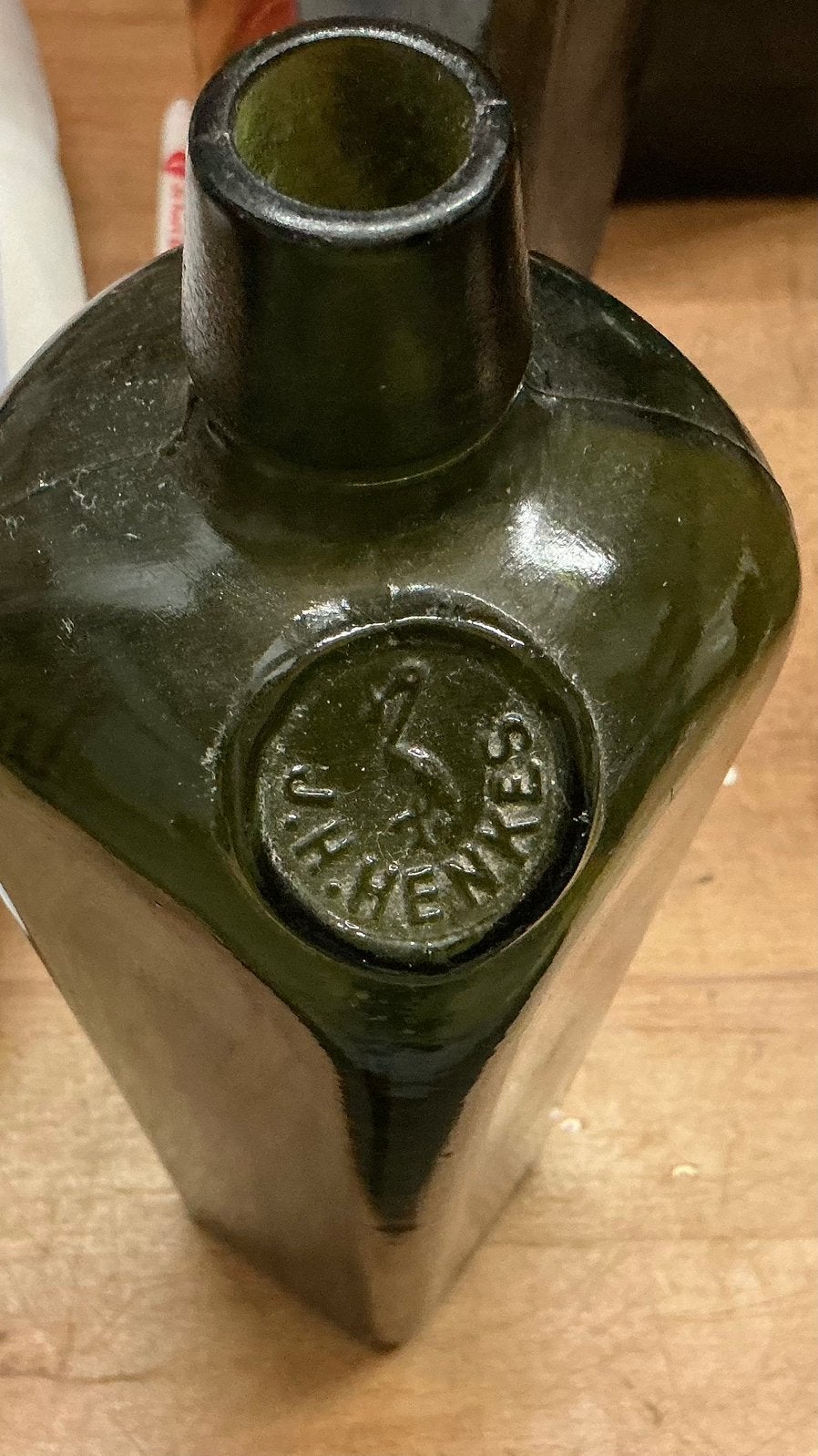 Antieke  fles J.H.Henkes distilleerderij, Ophalen of Verzenden