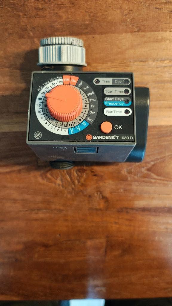 Gardena beregeningsautomaat T1030 D, Tuin en Terras, Bewateringscomputers, Ophalen of Verzenden, Zo goed als nieuw