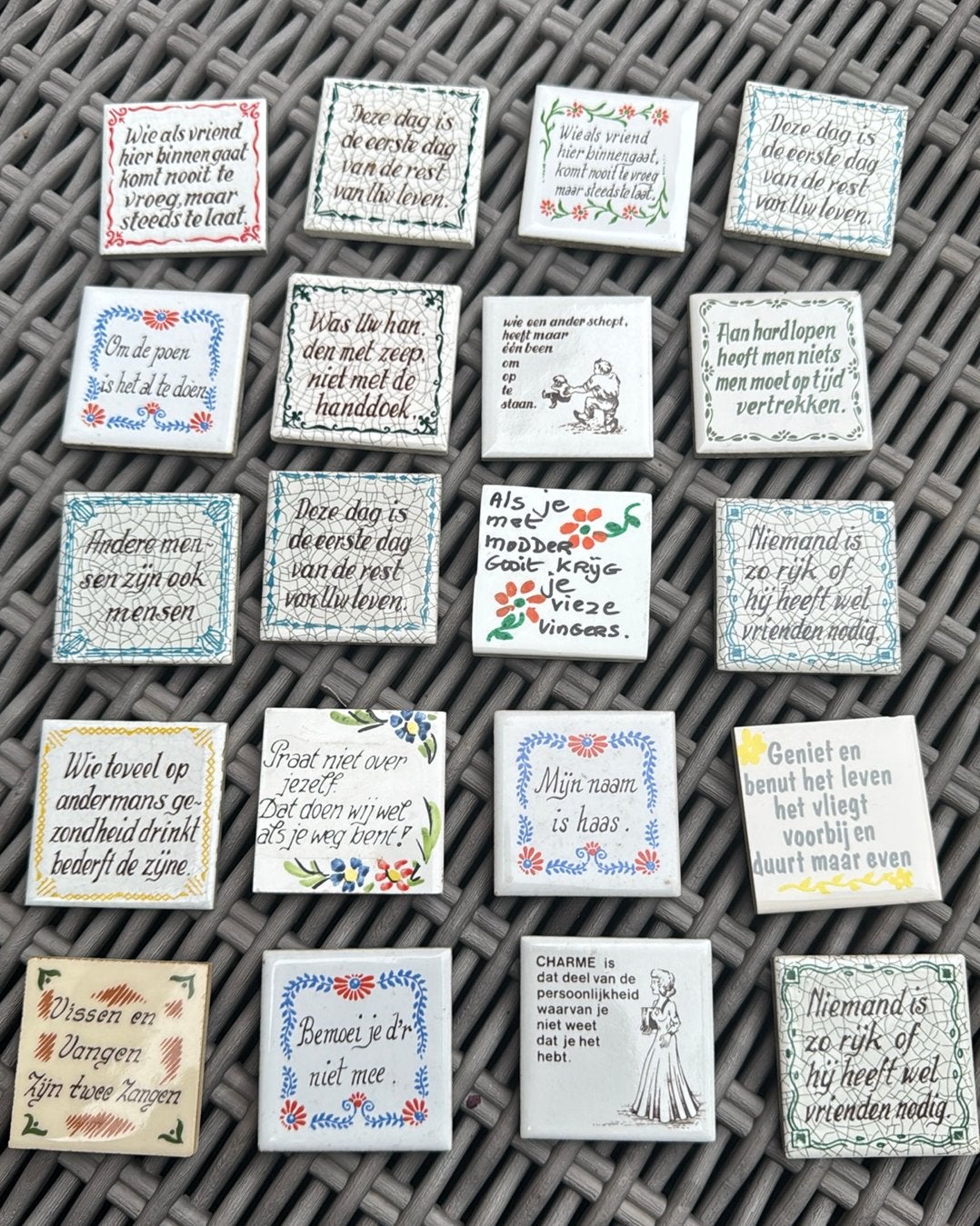Diverse tegeltjes met spreuken, Verzenden