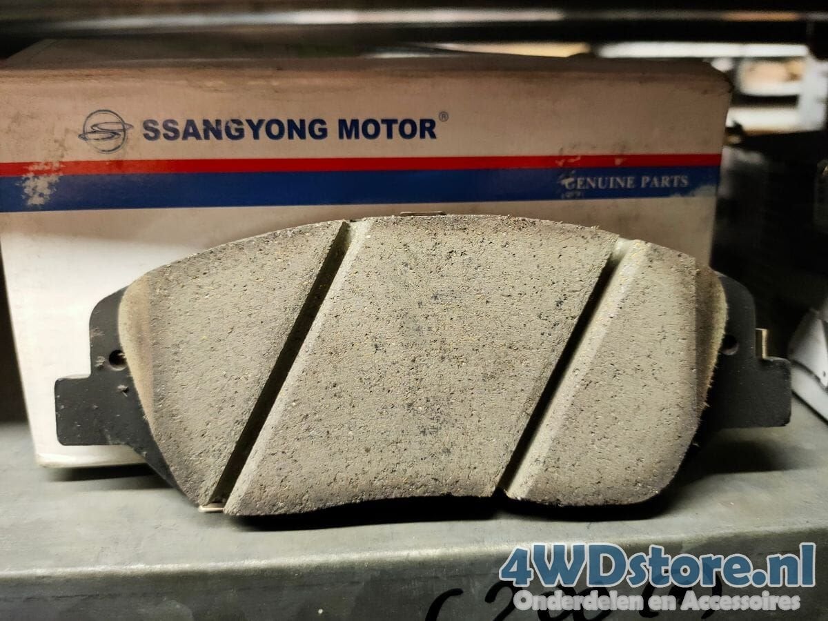 Ssangyong Korando C200 Remblokset VOORAS 48130340A0, -, -, Nieuw, Ophalen of Verzenden