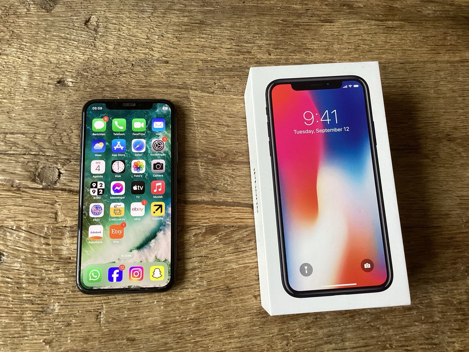 iPhone X 64 GB, 80 %, Gebruikt, Zwart, 64 GB