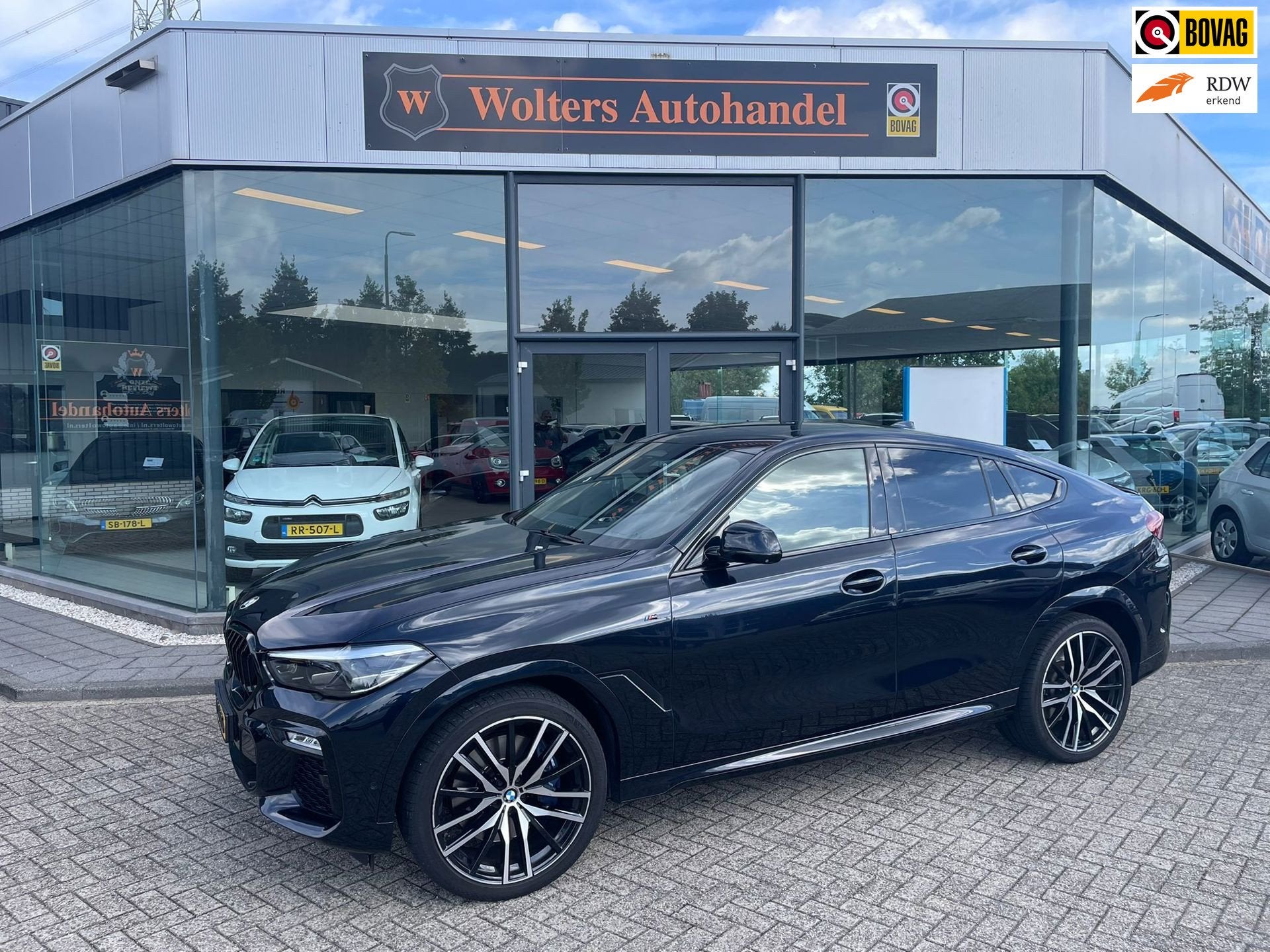 BMW X6 XDrive30d High Executive, Auto's, Automaat, Dealer onderhouden, Gebruikt, Euro 6