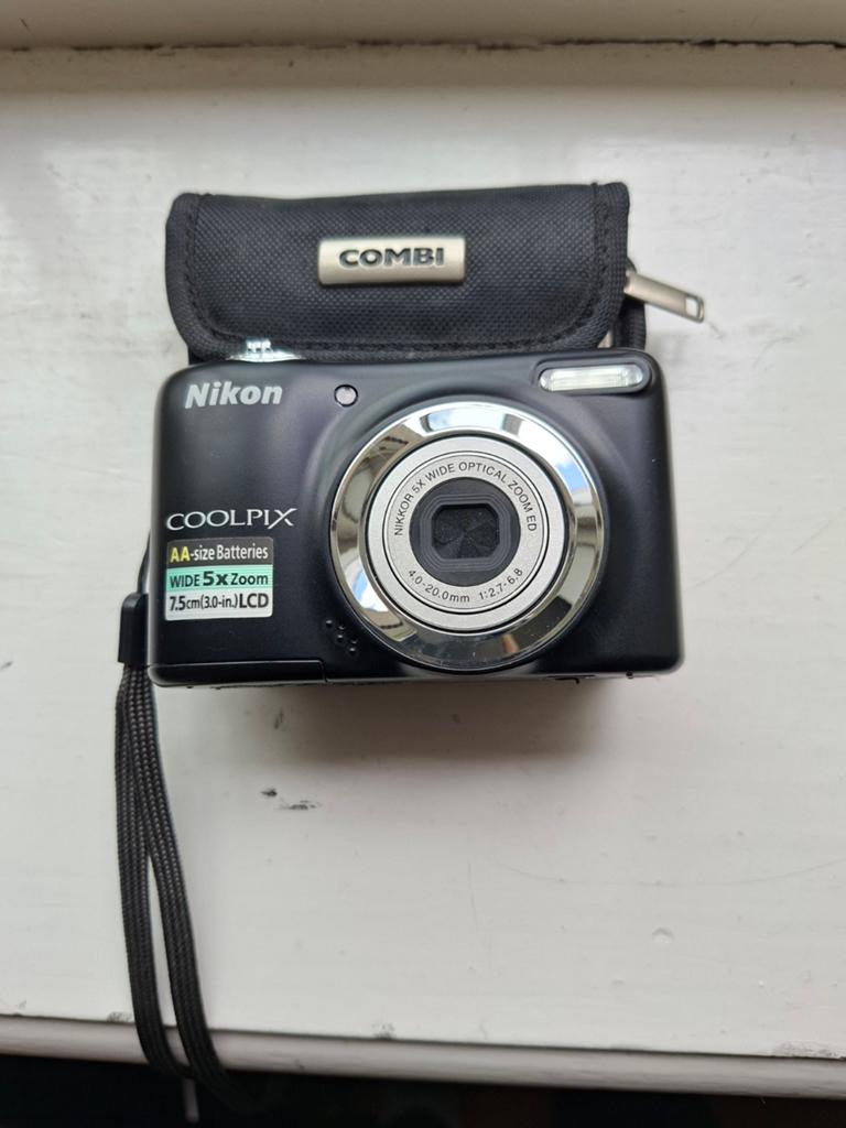 Nikos Coolpix camera, Gebruikt, Compact, Ophalen of Verzenden, 4 t/m 7 keer