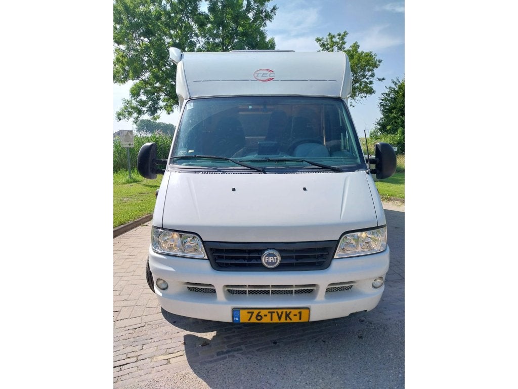 Foto 10 van TEC Rotec Leuke starters camper met 2 grote zonnepanelen !!