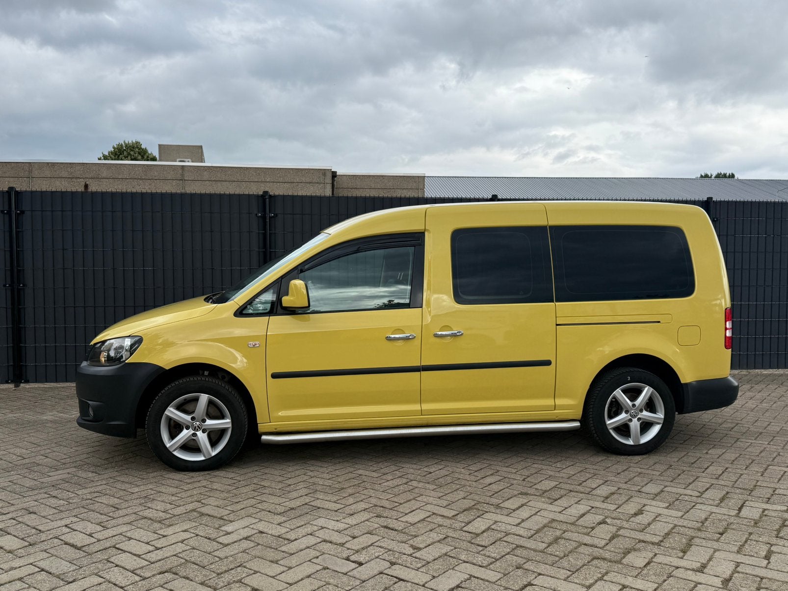 Volkswagen Caddy 1.6 TDI MARGE! Maxi Combi DSG 7P 2011, Auto's, Bestelauto's, Euro 5, 750 kg, 4 cilinders, Volkswagen