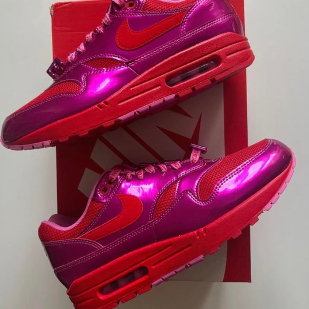 Nike Air Max 1 Valentines Day 42,5 DS, Nieuw, Ophalen of Verzenden, Sneakers of Gympen, Roze