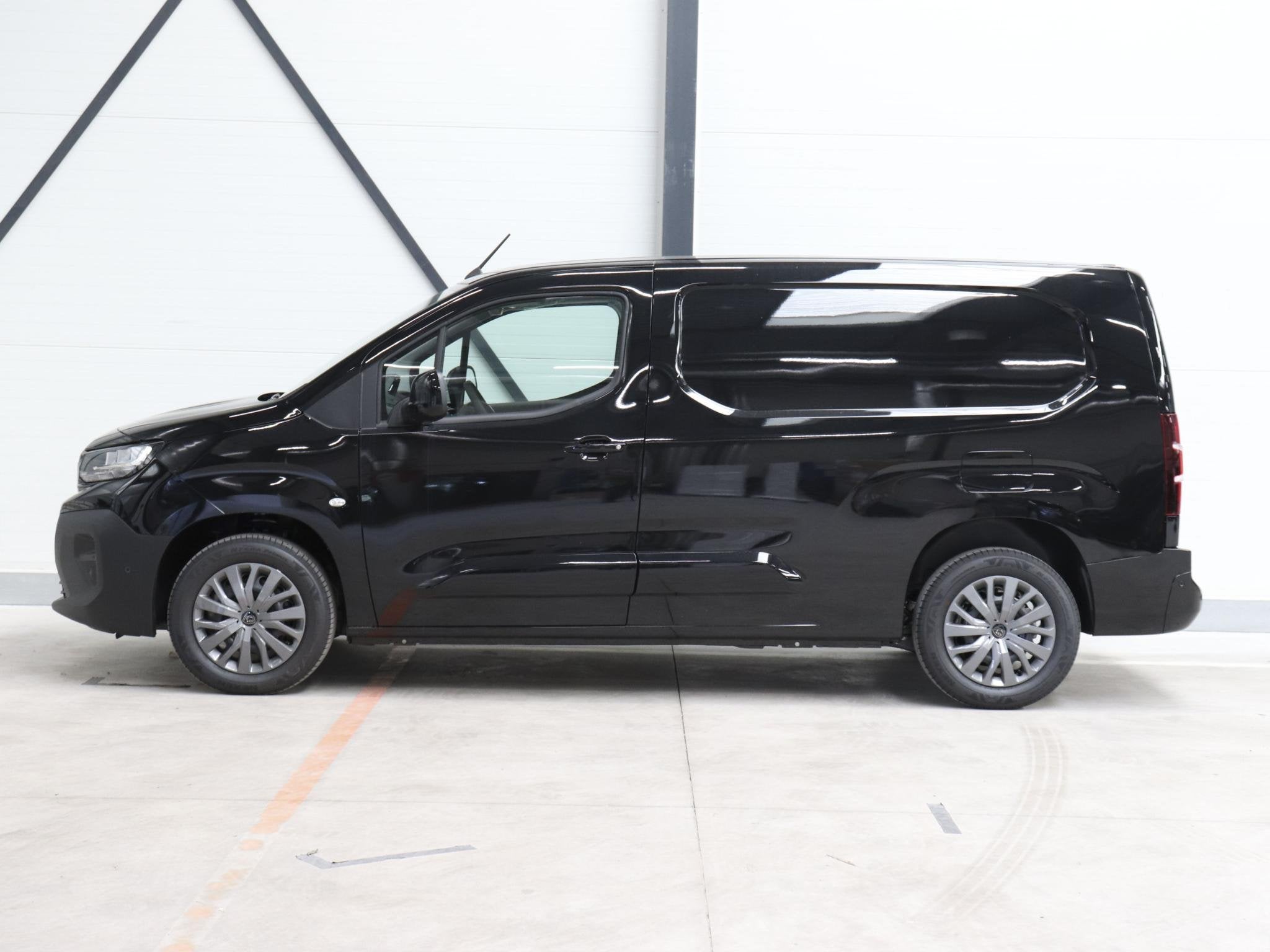 Peugeot Partner 1.5 BlueHDi 130PK L2 Automaat Airco Navi Cru, Auto's, Stof, Gebruikt, 4 cilinders, Lichtsensor
