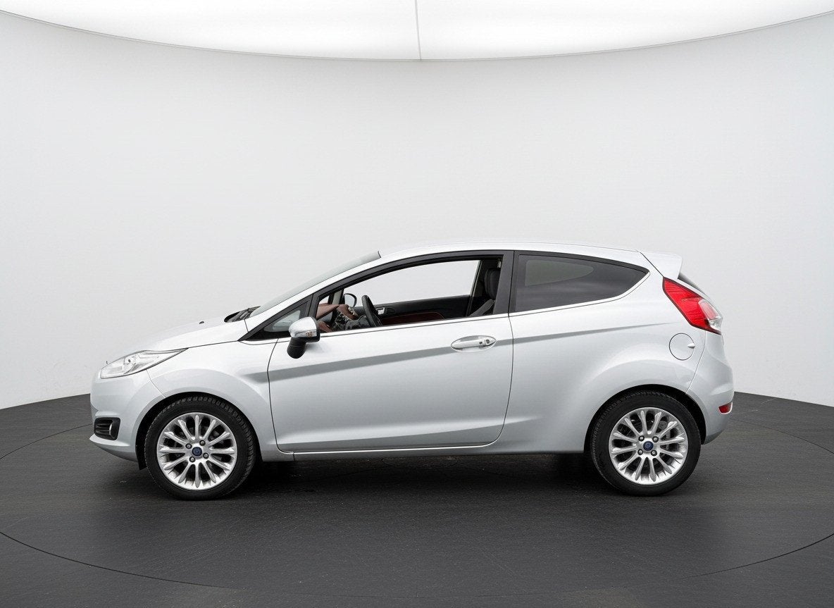 Ford Fiesta 1.0 100PK EcoBoost AUTOMAAT TITANIUM X LEDER/NAV, Auto's, Ford, 101 pk, Bedrijf, 1012 kg, Zilver of Grijs