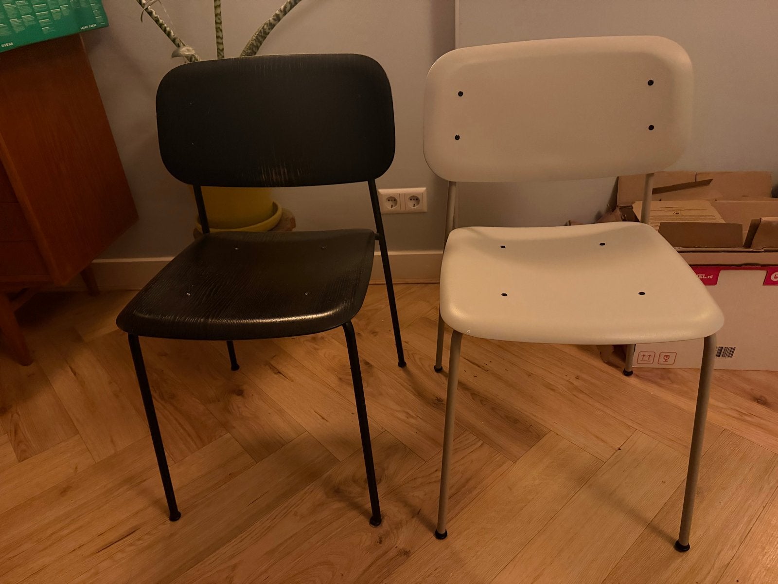 HAY Soft Edge 45 stoelen - Zwart en beige (per 2), Huis en Inrichting, Gebruikt, Twee, Zwart, Ophalen of Verzenden