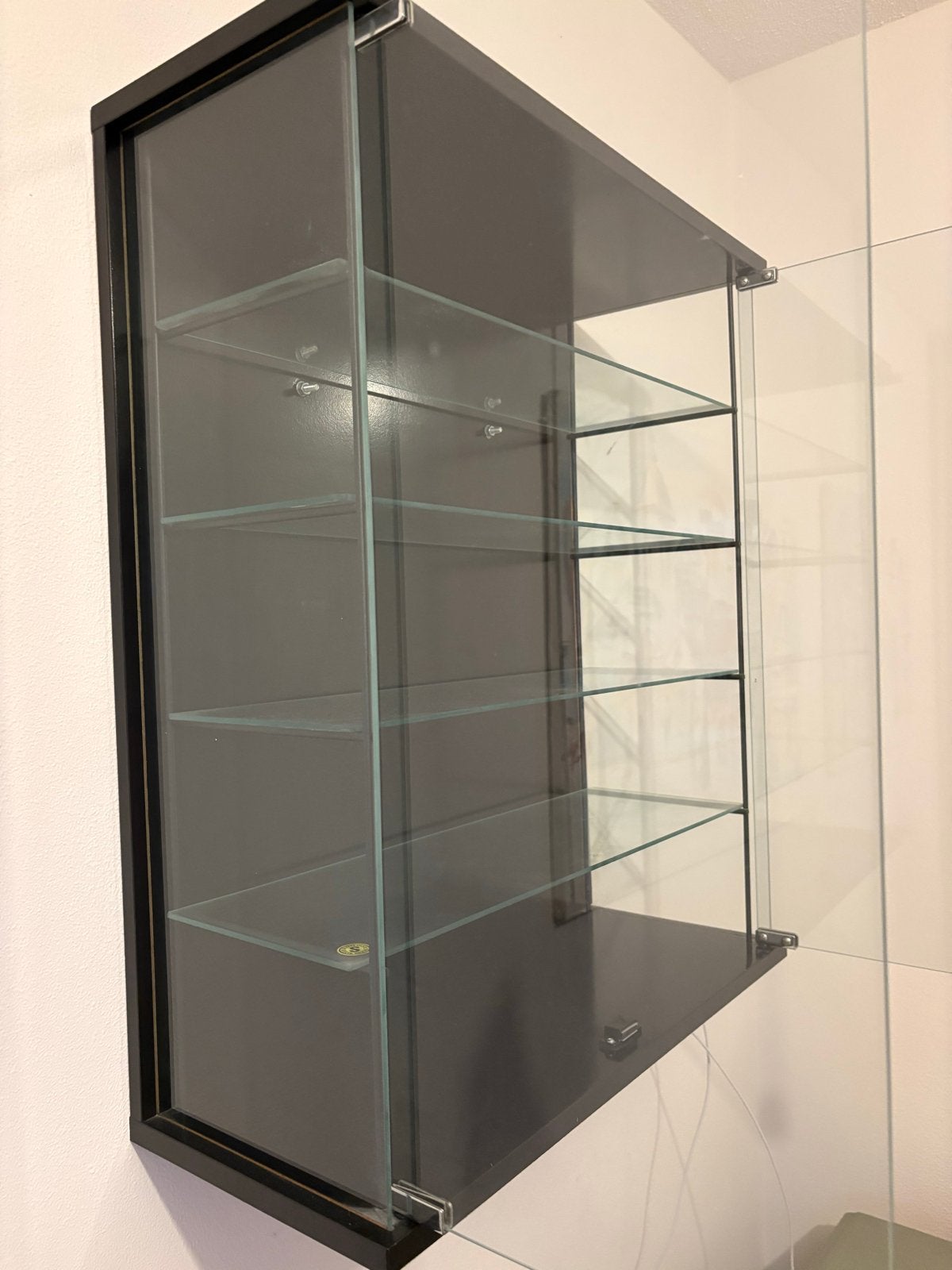 Glazen vitrinekast met schuifdeuren en planken, Huis en Inrichting, Ophalen, Gebruikt, 50 tot 100 cm, Glas