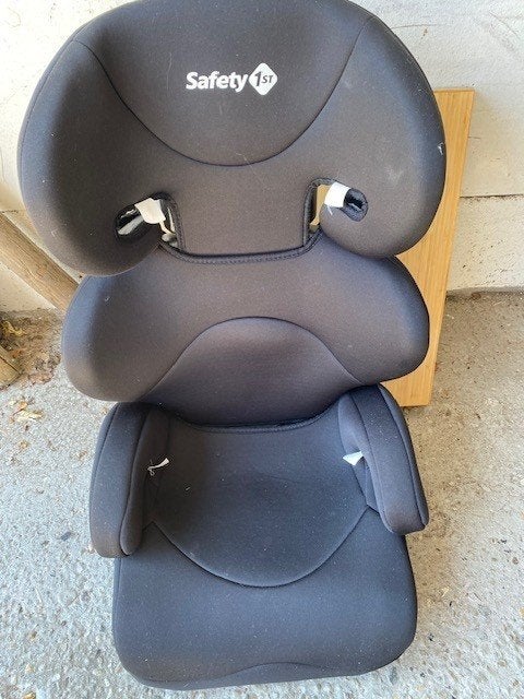 autozitje safety 1st, Kinderen en Baby's, Autostoeltjes, Autogordel, 15 t/m 36 kg, Zo goed als nieuw, Ophalen