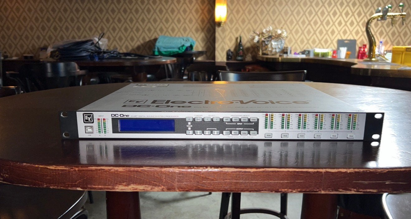 Electrovoice DC-One processor, Ophalen of Verzenden, Gebruikt