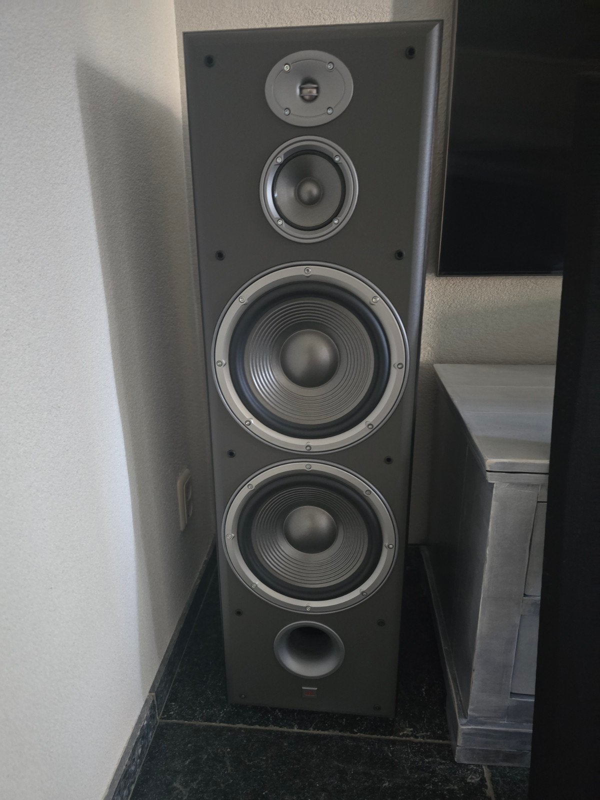 JBL Northridge E100 vloerstaande Luidspreker - set 2 stuks, Audio, Tv en Foto, Luidsprekers, 150 watt of meer, Vloerstaande luidspreker