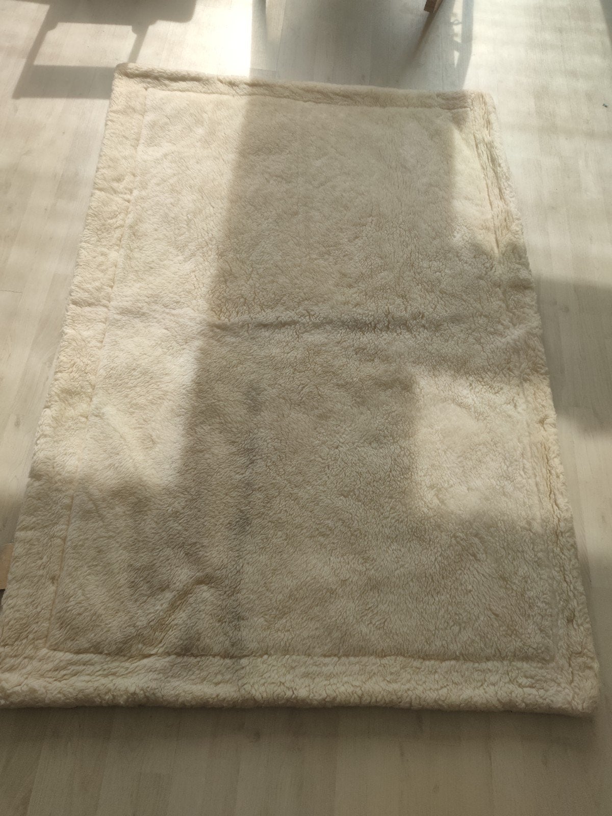 wollen mohair lam deken / kleed ongebruikt, Ophalen, Rechthoekig, 100 tot 150 cm, 150 tot 200 cm