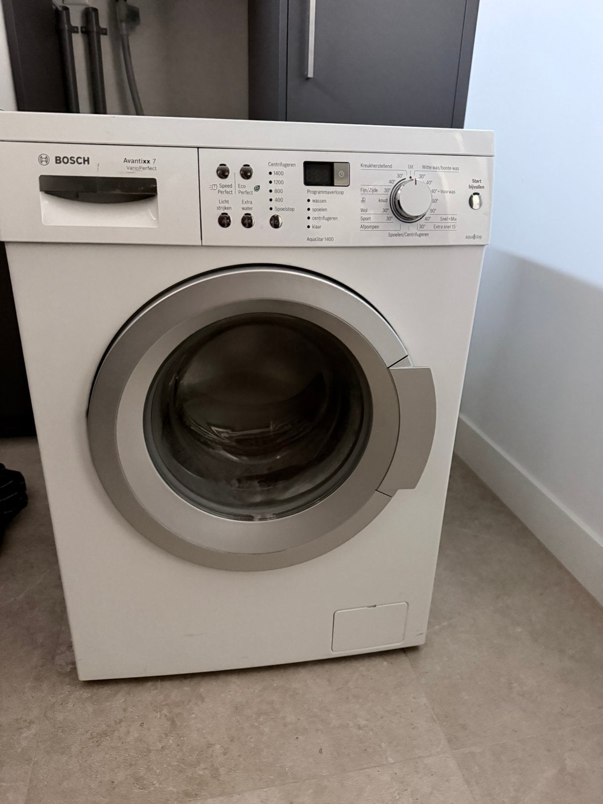 Bosch Avantixx 7 wasmachine (pomp defect), Witgoed en Apparatuur, Ophalen, Zo goed als nieuw, 1200 tot 1600 toeren, 85 tot 90 cm
