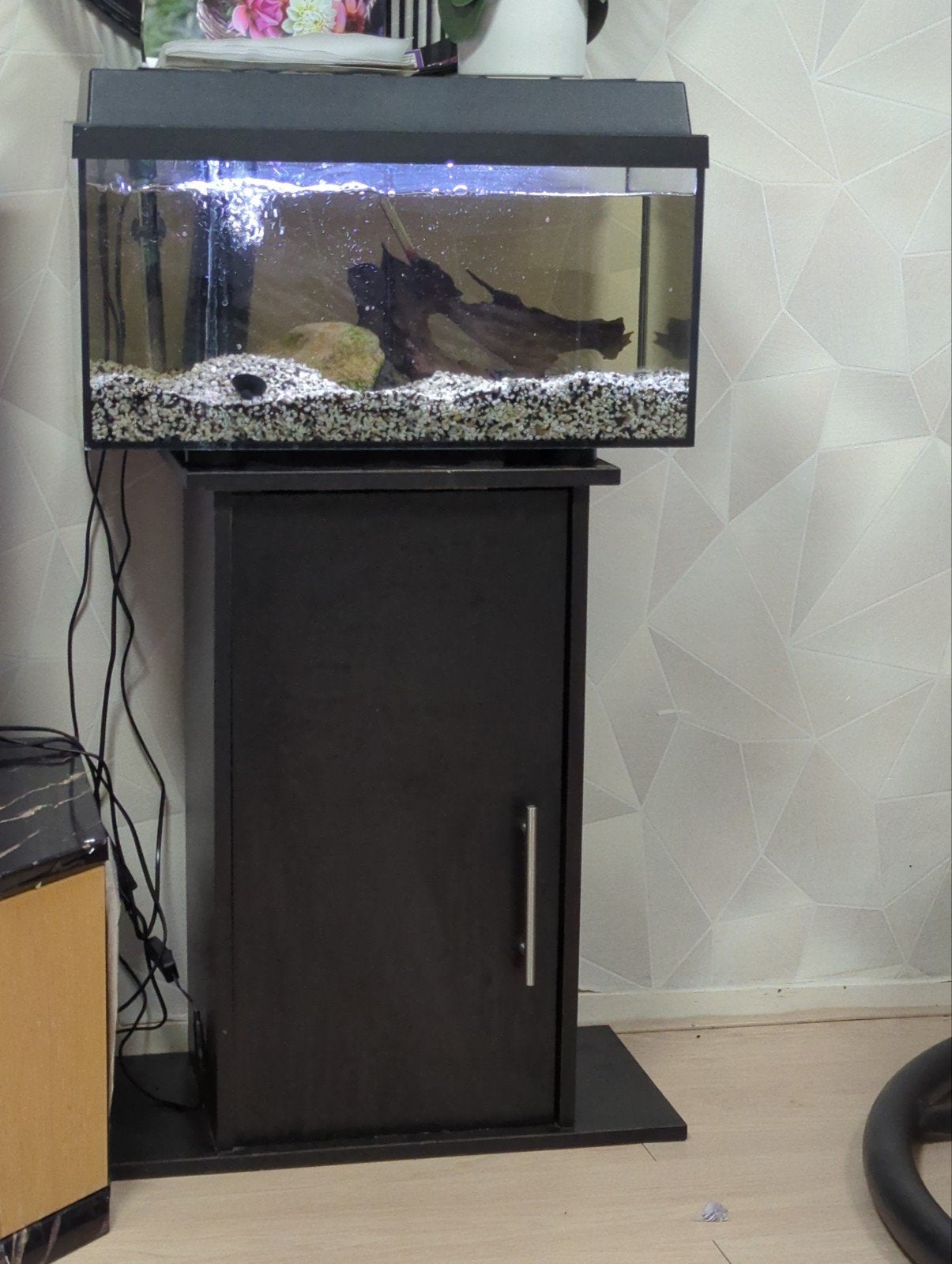 aquarium+ alle materialen+ kast +1,5 vissenvoer, Ophalen, Aquariummeubel