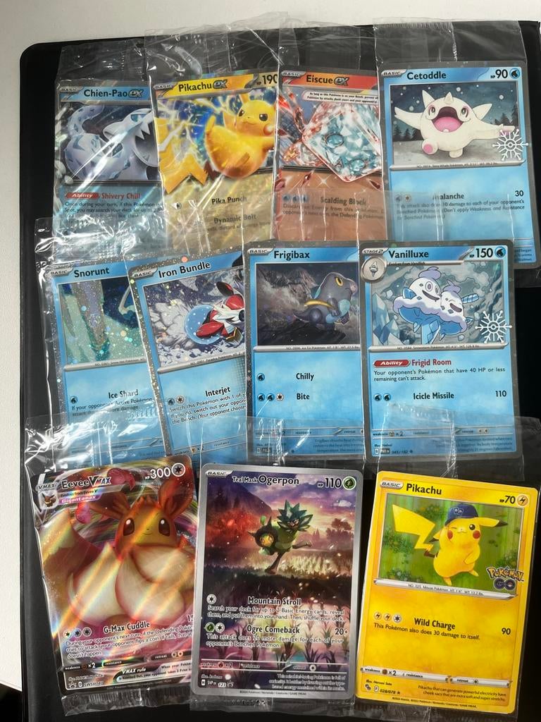 Gesealde Pokémon kaarten: Eevee, Pikachu, Ogerpon & meer, Ophalen of Verzenden, Nieuw, Meerdere kaarten
