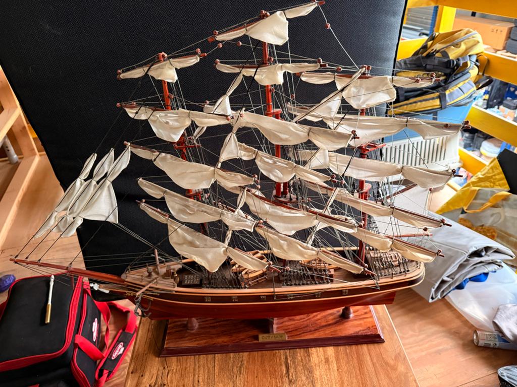 Gedetailleerd schaalmodel van de Cutty Sark, Ophalen, Zo goed als nieuw, Groter dan 1:32, Overige merken