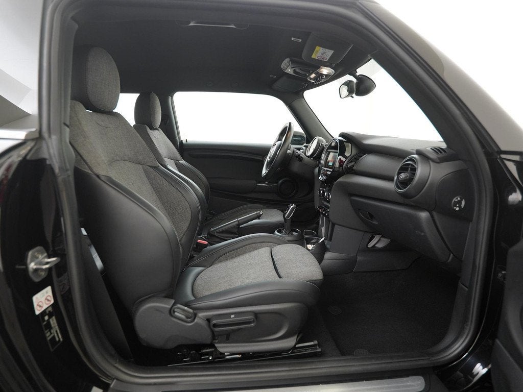 MINI Automaat 1.5 One Chili | Sport Stuur/stoelen | Zondag O, Auto's, Mini, 12 maanden, Gebruikt, Euro 6, 4 stoelen