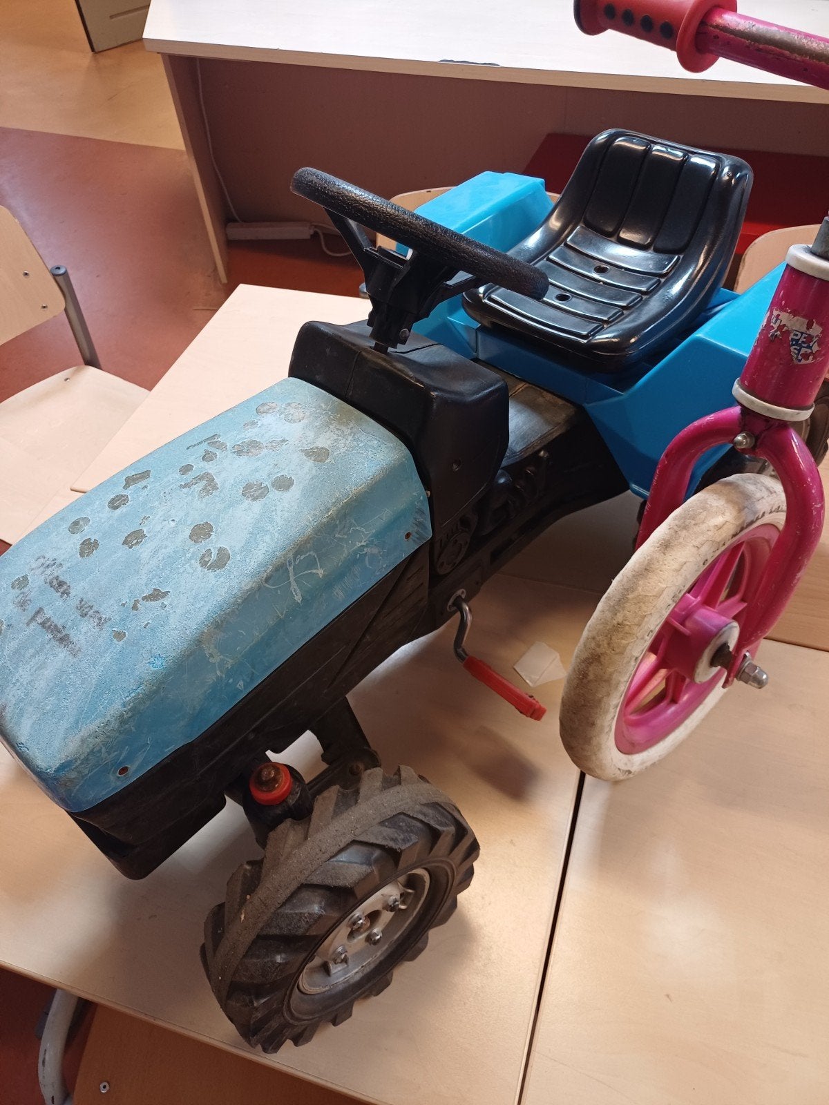 Trapauto en Loopfiets - Gebruikt, Ophalen, Gebruikt, Trapvoertuig