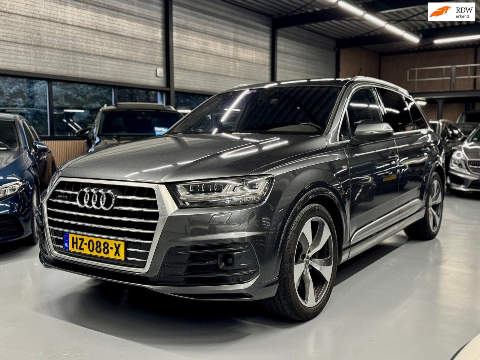 Audi Q7 3.0 TDI Quattro Pro Line + 7p Pano/Leder/Trekhaak, Automaat, Gebruikt, Euro 6, 241 €/maand