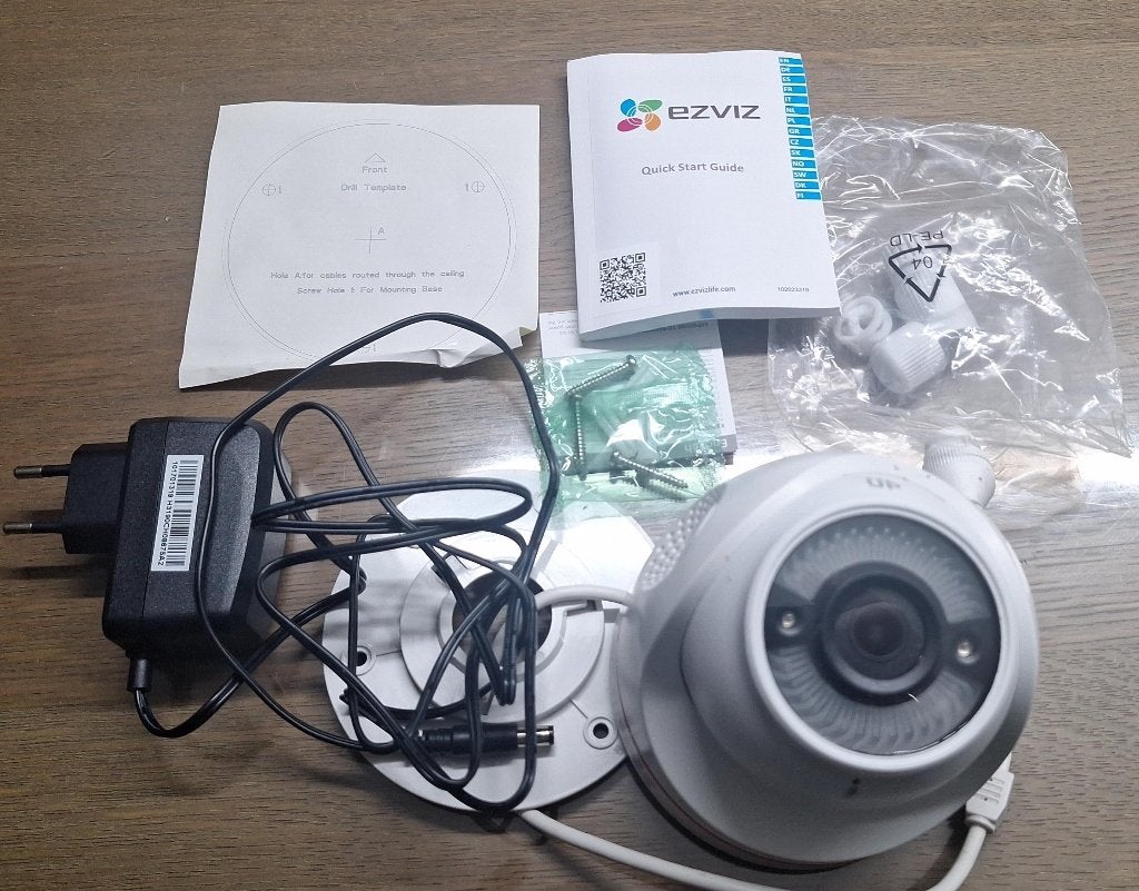 Ezviz C4W camera, Audio, Tv en Foto, Videobewaking, Ophalen of Verzenden, Zo goed als nieuw, Buitencamera