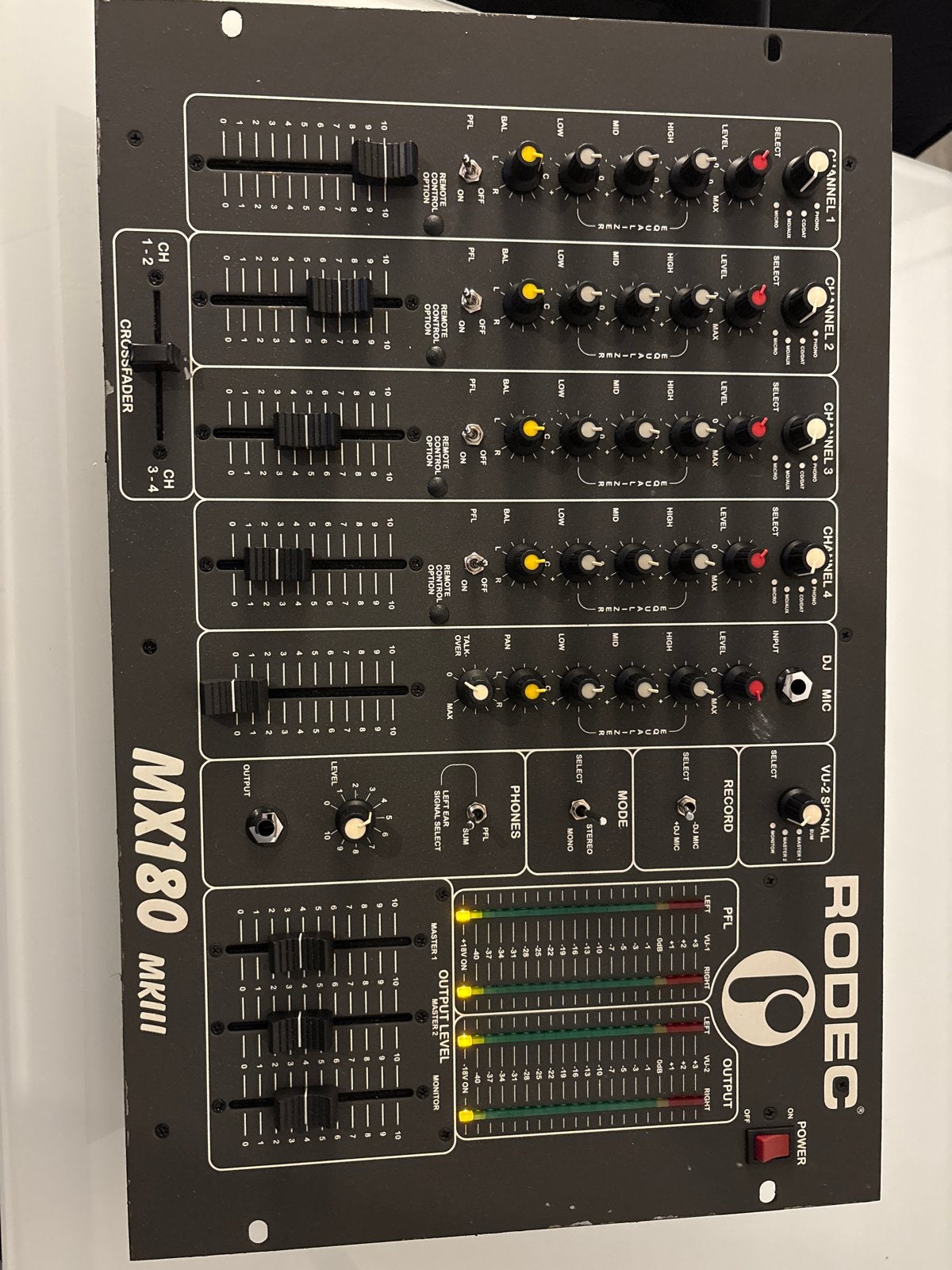 Rodec MX180 MKIII DJ Mixer - Professionele Kwaliteit, Ophalen, Gebruikt, Minder dan 5 kanalen