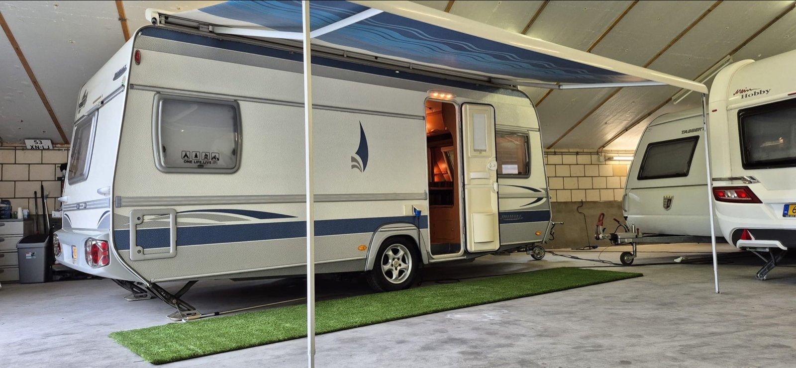 Zeer nette Fendt Diamant Caravan, Vast bed, Rondzit, Particulier, Fendt
