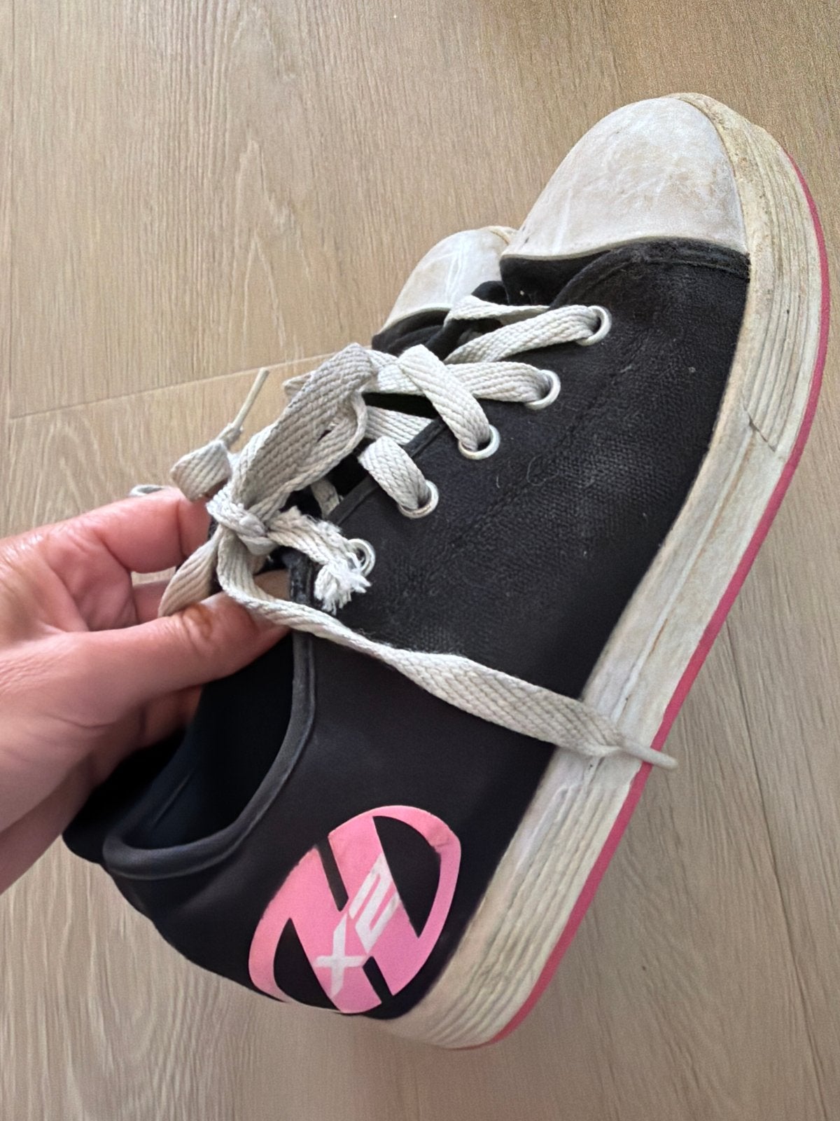 Heelys rolschoenen zwart/roze - Maat 35,5 - 36, Ophalen of Verzenden, Gebruikt, Kinderen