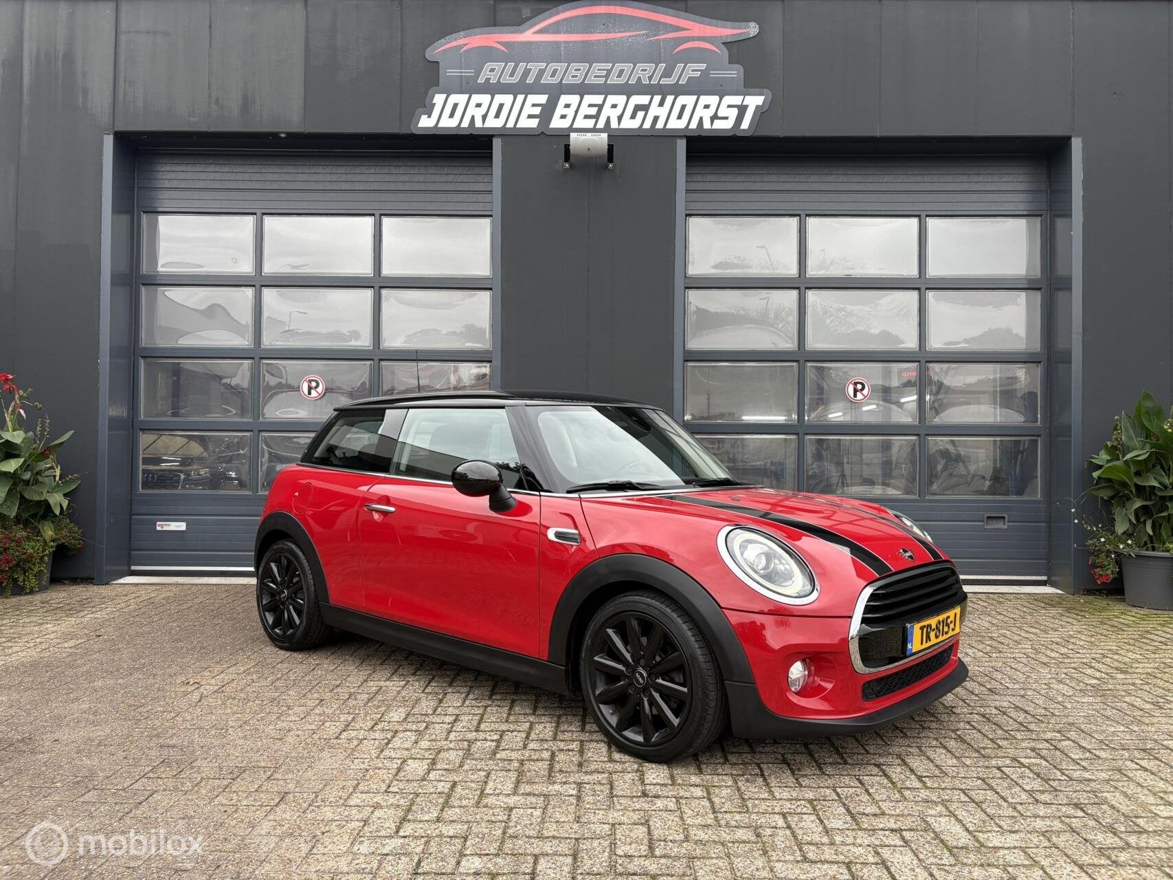 Mini Mini 1.5 Cooper Chili Automaat, Dealer onderhouden, 136 pk, Gebruikt, Euro 6