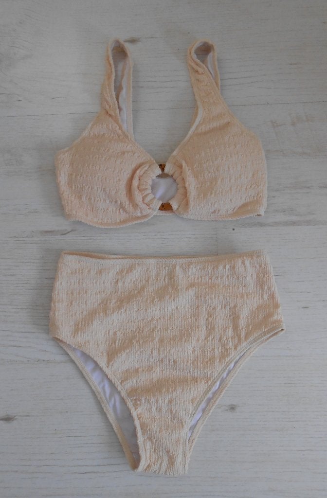 Shein bikini zachtgeel mt M, Geel, Nieuw, Ophalen of Verzenden, Bikini