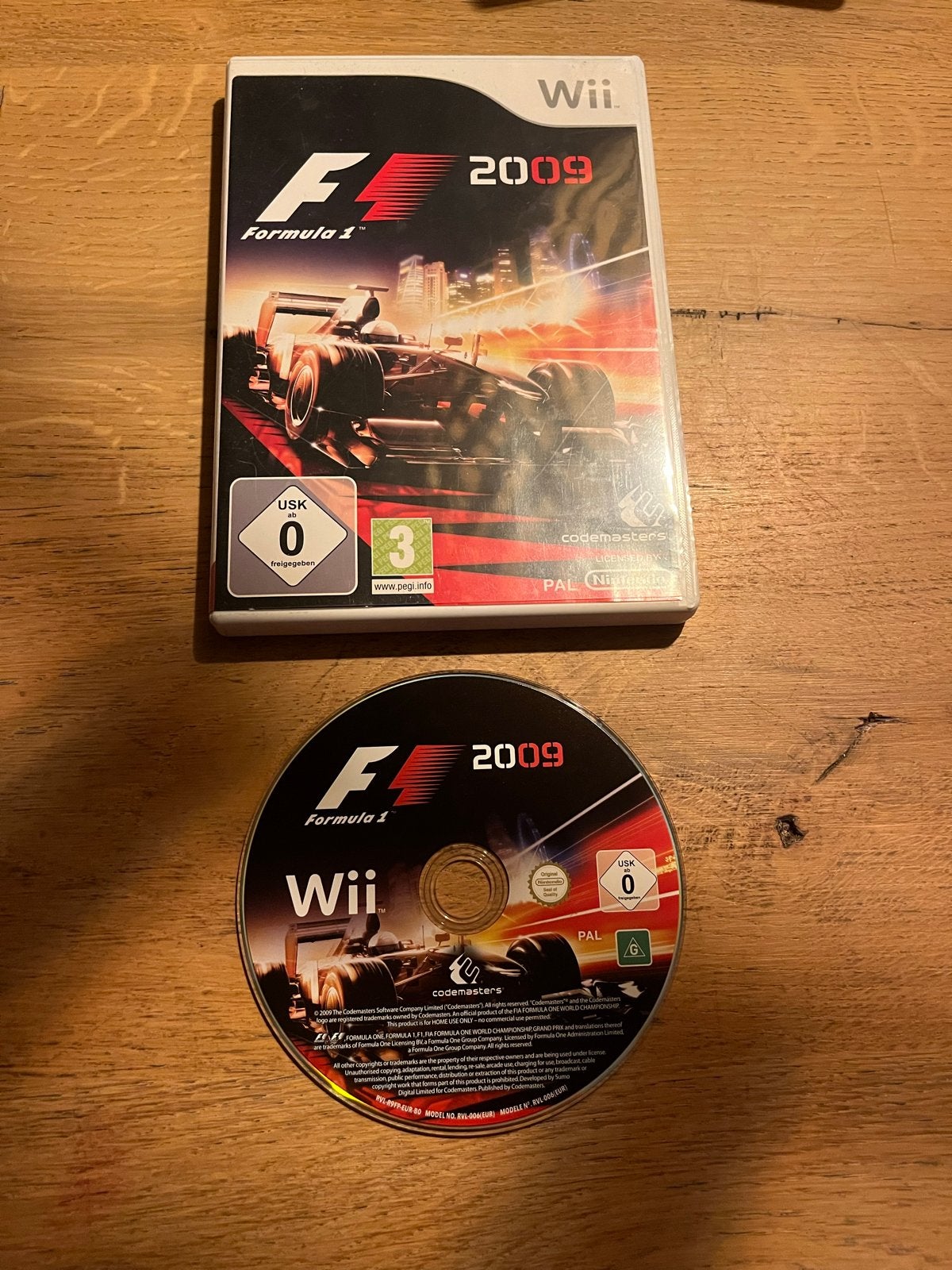 F1 2009 - Nintendo Wii - Boxed, Ophalen of Verzenden, Zo goed als nieuw, Racen en Vliegen, Vanaf 3 jaar