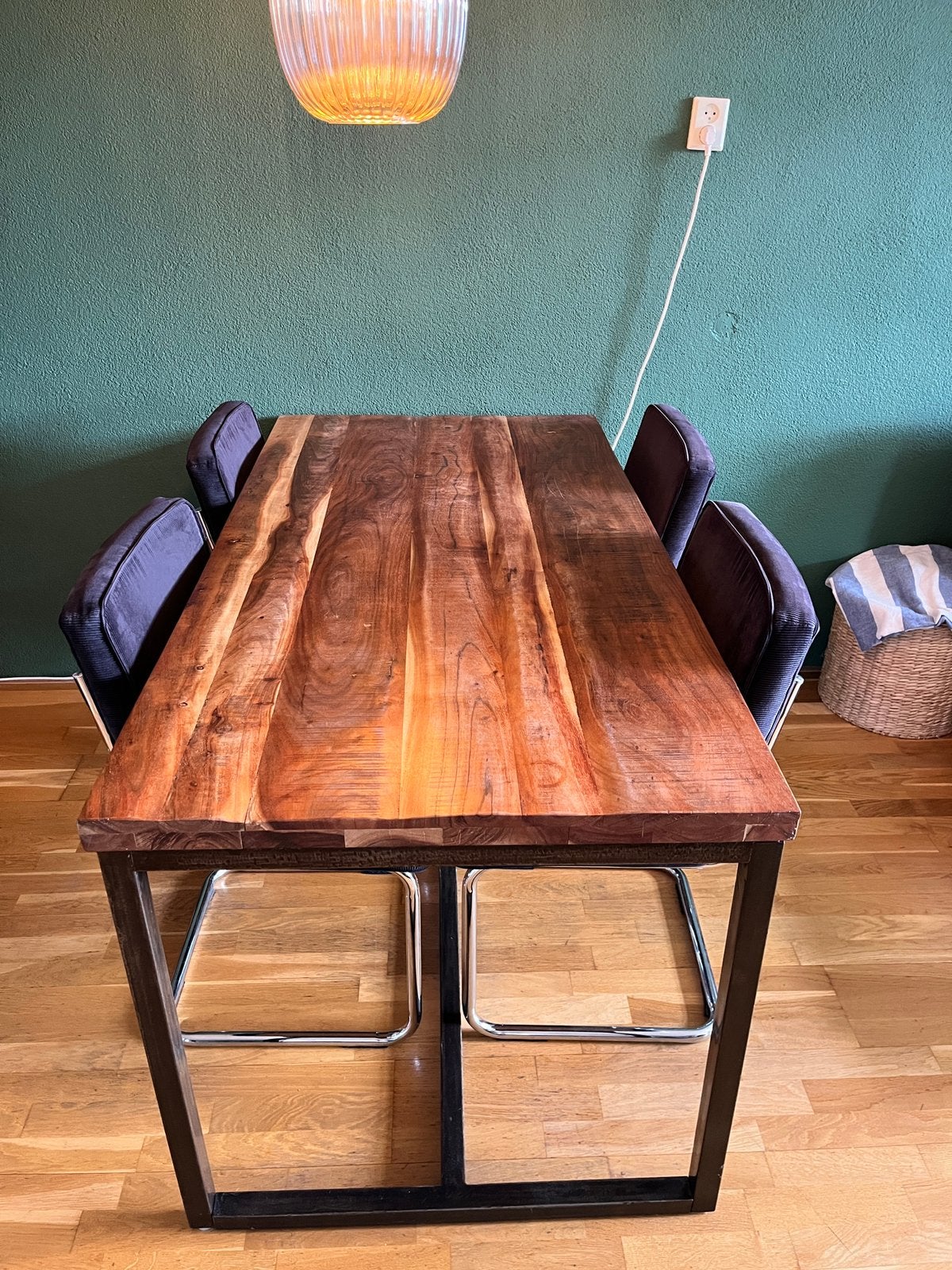 Houten eettafel 4 personen, Huis en Inrichting, Tafels | Eettafels, Ophalen, Gebruikt, 50 tot 100 cm, 150 tot 200 cm