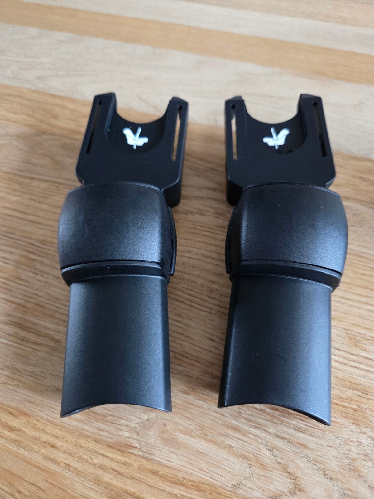 Bug a Boo Fox Maxi Cosi autostoel Adapters - Zo goed als nie, Kinderen en Baby's, Autogordel, Ophalen of Verzenden, Zo goed als nieuw