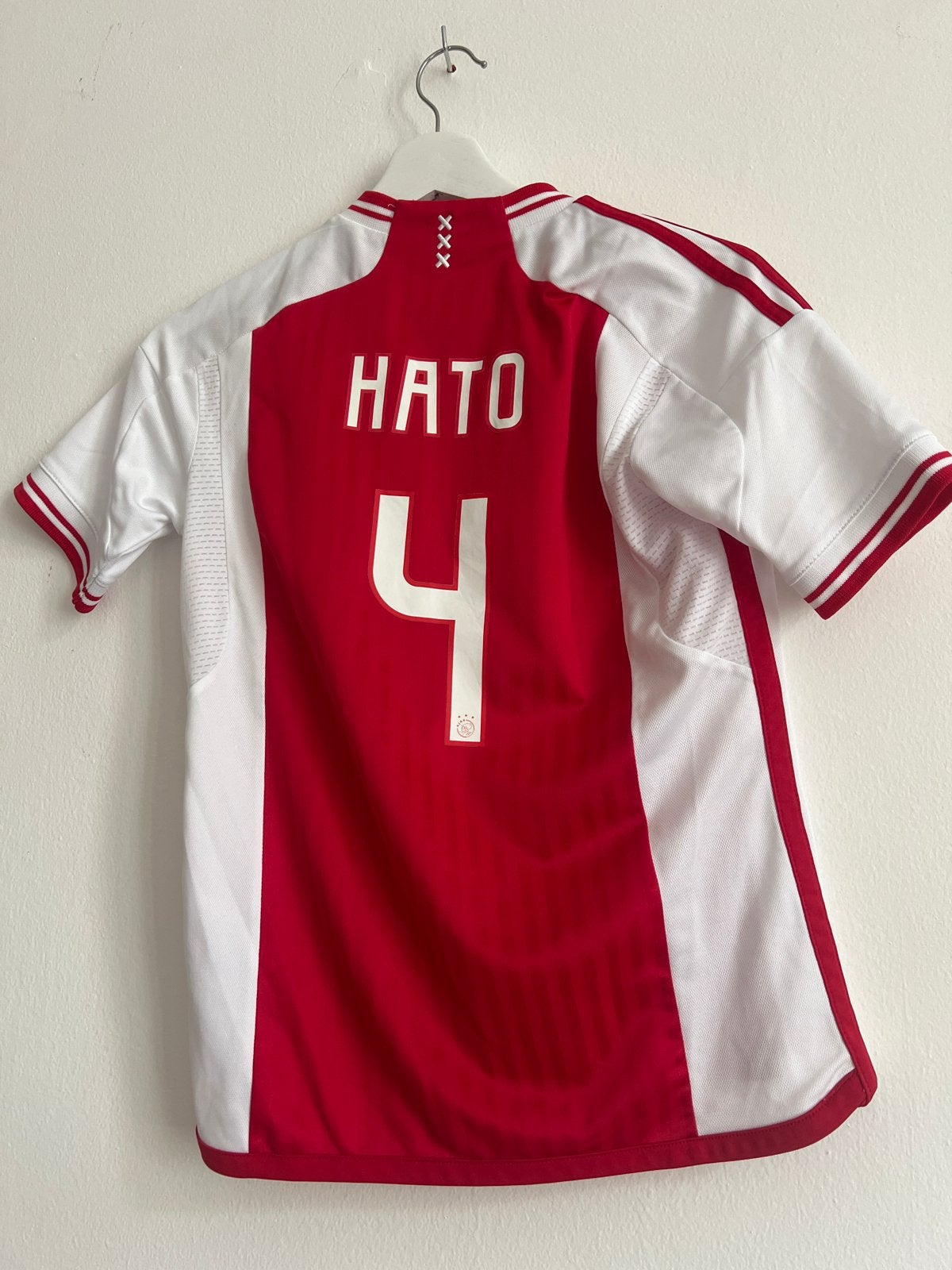 Ajax Thuisshirt Hato #4 - Maat 152 (11-12 jaar), Ophalen of Verzenden, Zo goed als nieuw, Jongen, Sport- of Zwemkleding