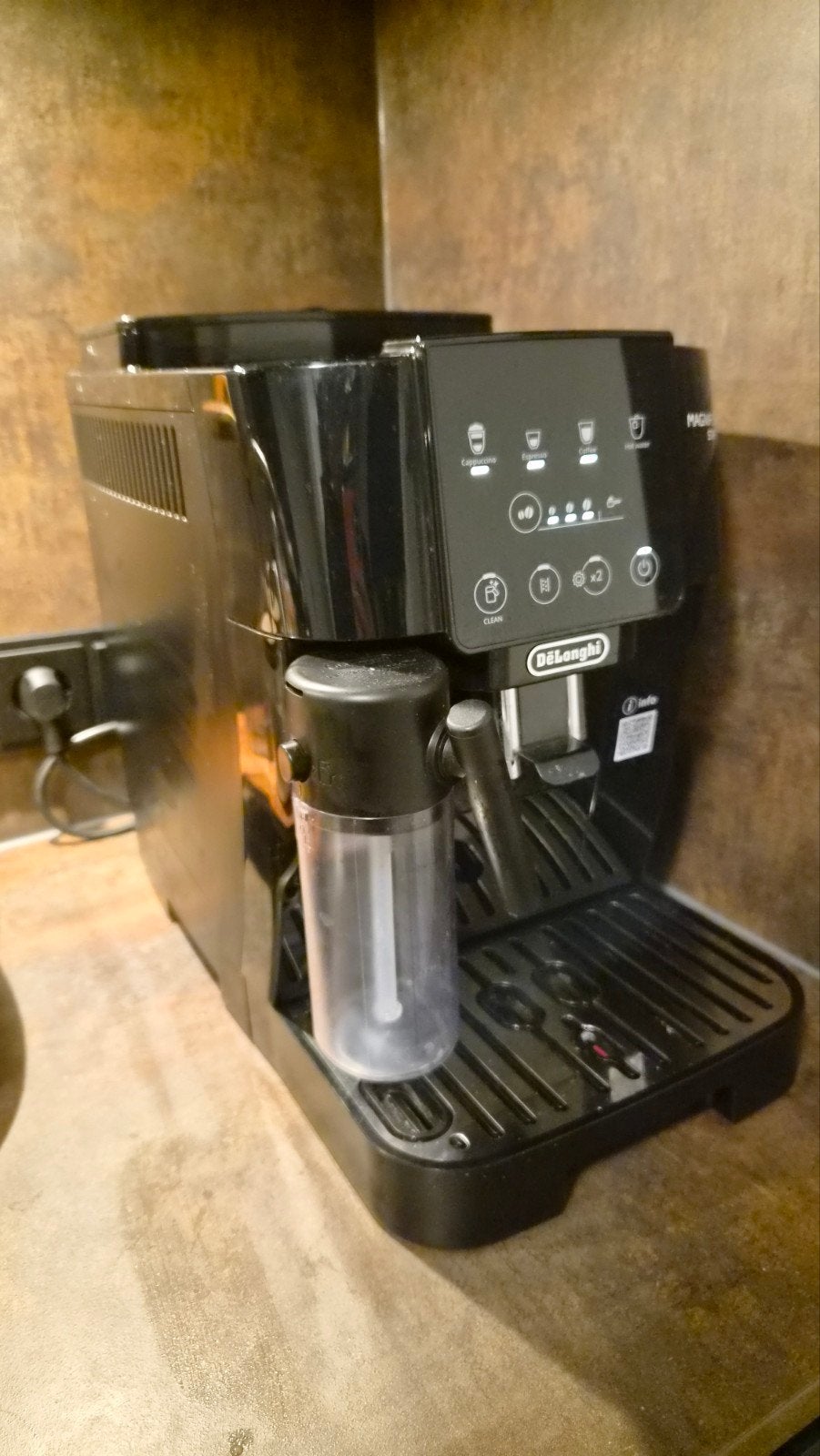 DeLonghi Magnifica Start - Espresso, Cappuccino, Koffie, Koffiemachine, Zo goed als nieuw, Gemalen koffie, Ophalen