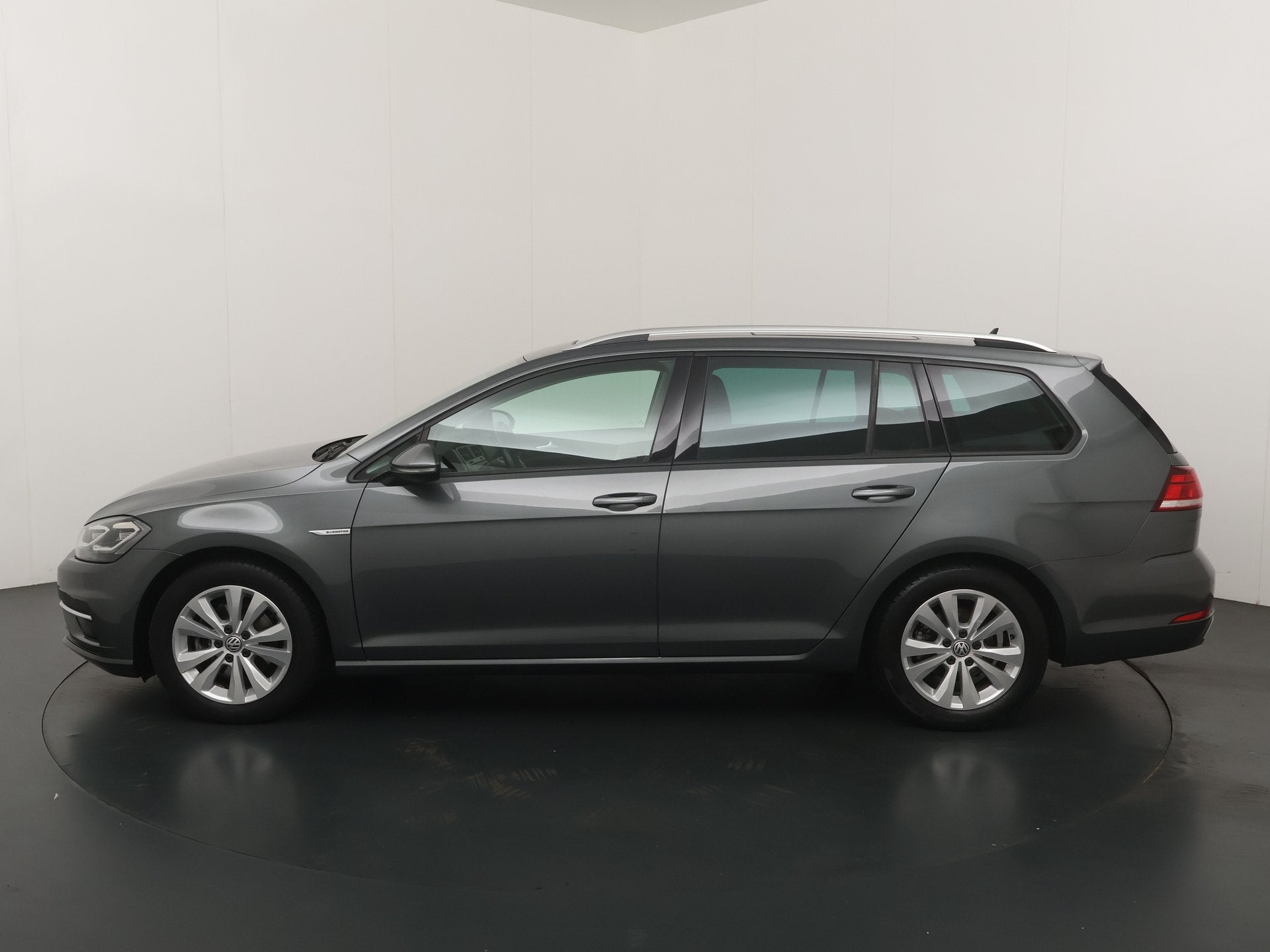 Volkswagen Golf Variant 1.5 130PK TSI Comfortline Business |, 12 maanden, Stof, 4 cilinders, Origineel Nederlands